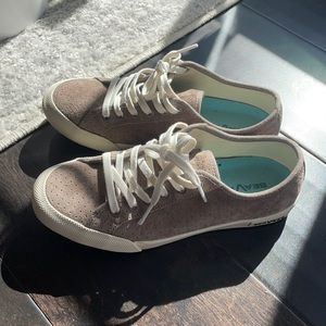 Seavees sneakers